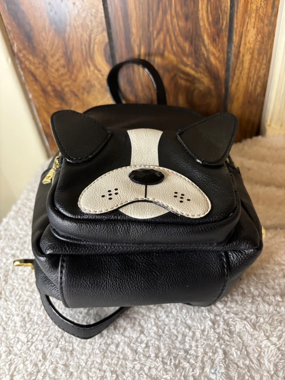 Betsey Johnson Dog Face Mini Backpack for Pets Lovers Black/White - Picture 4 of 7